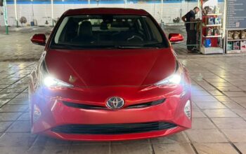 PRIUS Good condition 2018