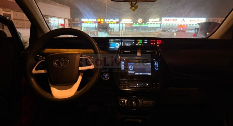 PRIUS Good condition 2018