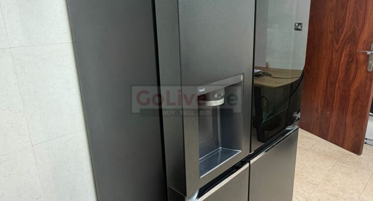 LG Side-by-Side Refrigerator | InstaView Door-in-Door | Excellent Condition