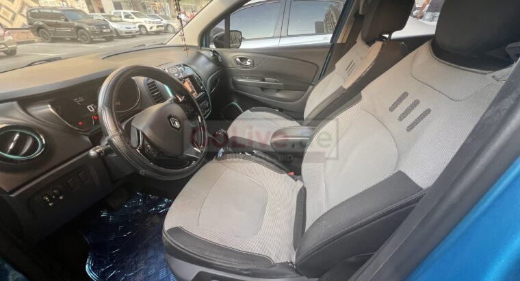 For sale: Renault Captur in excellent condition, carefully maintained and driven with care. This stylish and fuel-efficient compact SUV is perfect for city driving and long trips a