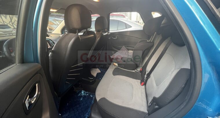 For sale: Renault Captur in excellent condition, carefully maintained and driven with care. This stylish and fuel-efficient compact SUV is perfect for city driving and long trips a