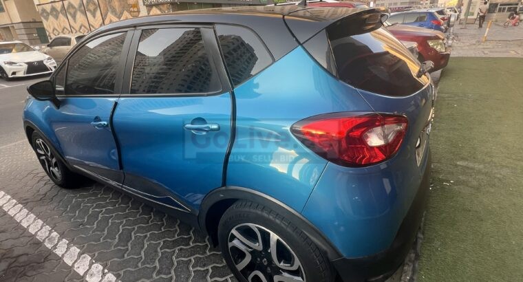 For sale: Renault Captur in excellent condition, carefully maintained and driven with care. This stylish and fuel-efficient compact SUV is perfect for city driving and long trips a