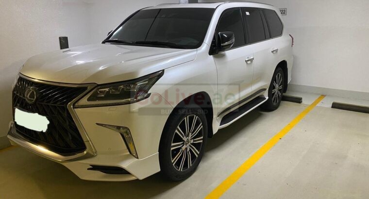 2019 LEXUS LX 570
